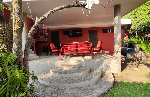 Santa Ana House | Villa Noelia, Suite Garden, Lago de Coatepeque.