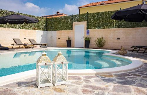 Pula Villa | Villa Nur Amela