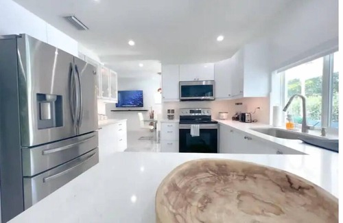 West Little River Villa | Villa Oasis Retreat Pool