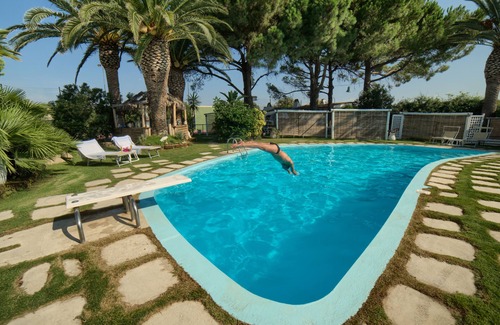 Quartu Sant'Elena Villa | Villa Oleandra Quartu Sant'Elena, 4bdr-private pool- tennis-car park-big garden