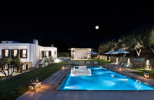 Kounoupidiana Villa | Villa Oleander, pool, BBQ, sea view, free cleaning, close to the beach.