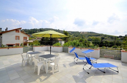 Frascinelle House | Villa Olga C: A cozy and welcoming apartment that is part of a villa situated in a quiet location, a few minutes from the town center, with Free WI-FI.