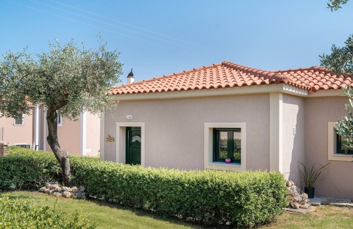Leivathos Apartment | Villa Olivia with Sea View