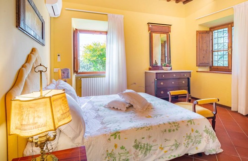 Pratolino Villa | Villa on surrounding Florentine hills with private pool