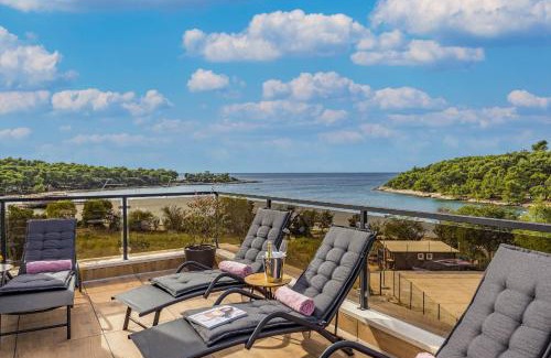 Pula Villa | Villa Palma - seaside luxury villa for 6 person!