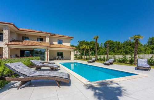 Podhum House | Villa Palma with Heated Private Pool