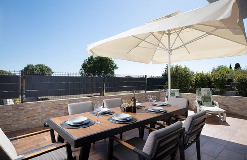 Skatari House | Villa Papillon – lovingly furnished & superbly equipped vacation oasis with pool