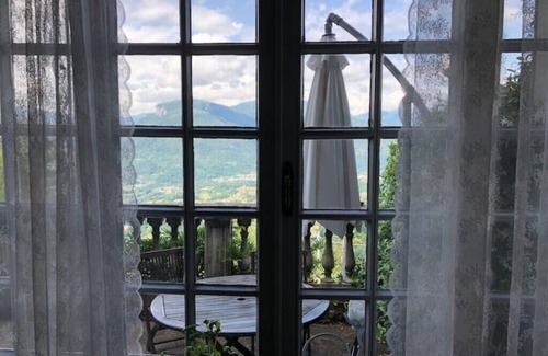 Coreglia Antelminelli Villa | Villa Paradiso,stunning views+gardens,heated pool