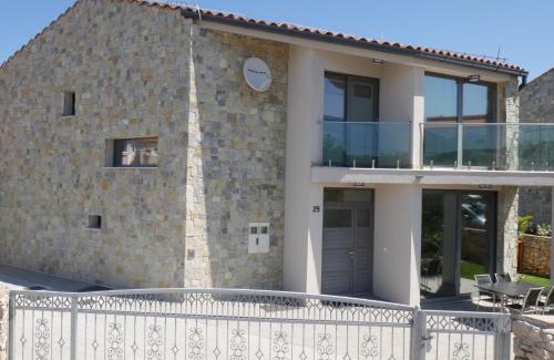 Vrbnik House | Villa Paradise