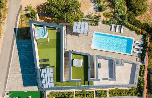 Bosana Villa | Villa Perla Nera & Villa Nevera