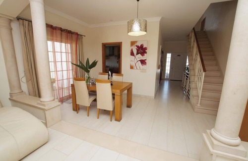 Guia Villa | Villa Perla - Three Bedroom Villa, Sleeps 6