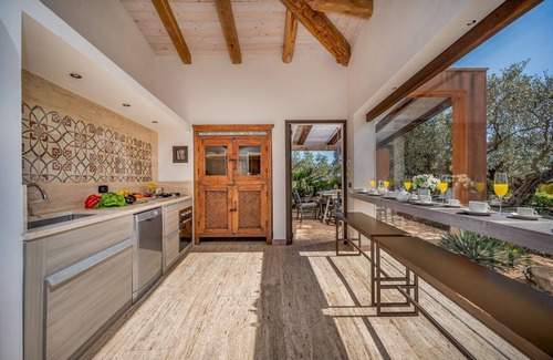 Castelvetrano Villa | Villa Pineta 6, Emma Villas