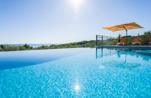Sumartin Villa | Villa Podelina - Four Bedroom Villa, Sleeps 10