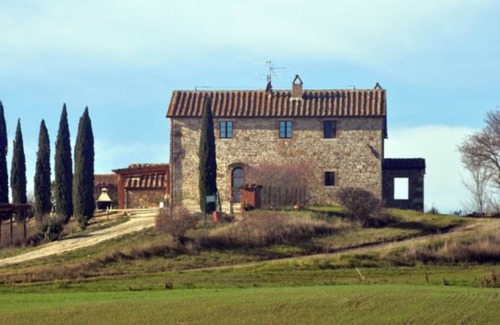 San Quirico d'Orcia Villa | Villa "Podere Spagliarda" with Private Pool, Terrace & Wi-Fi
