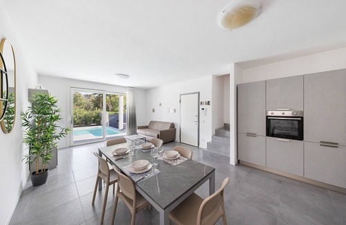 San Benedetto di Lugana Villa | Villa Prestige 23 with pool