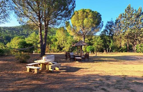 Sainte-Maxime House | Villa provençale avec piscine au calme