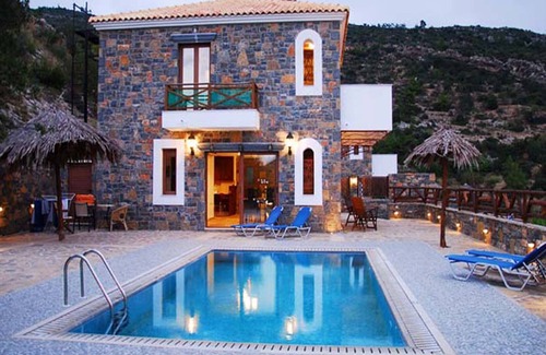 Prina Villa | Villa Rafaela in Prina