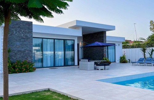 Ngaparou House | Villa Rahima Romantique Avec Piscine 5 Minutes de la Plage