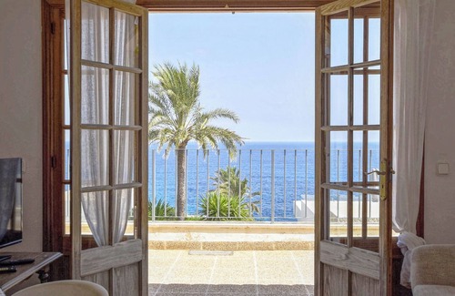Provensals Villa | Villa 'Ratjada' with Sea View, Wi-Fi and Air Conditioning