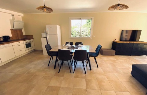 Santa Giulia Apartment | Villa rdc en plein cœur du maquis Corse