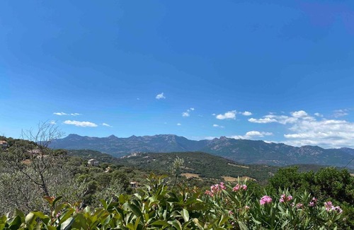 Santa Giulia Apartment | Villa rdc en plein cœur du maquis Corse