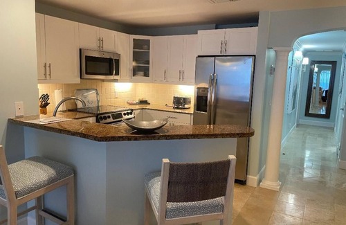 Grace Bay Condo | Villa Renaissance Villa 106: First Floor 2 Bed, Ocean Front, Sleeps 4-5