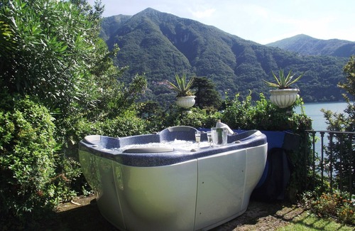 Cernobbio Villa | Villa rental on Lake Como, Holiday rental Lake Como, Italian lakes self catered rental, villa with view Lake Como