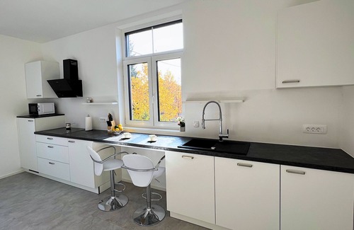 Ljubljana City Centre Apartment | Villa Riverside - Modern & Spacious Family Suite