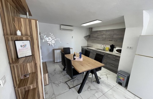 La Canuta Villa | Villa Romeo Calpe for groups and large families with 2 pools