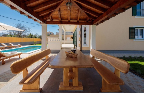 Kastel Novi Villa | Villa Rosa Ventorum - a comfortable luxury holiday house near Split