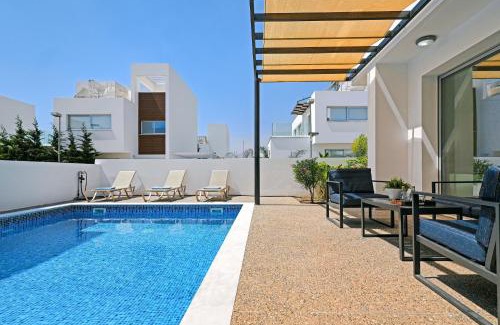 Ayia Napa Villa | Villa Rosaleen - Ayia Napa Resort Center