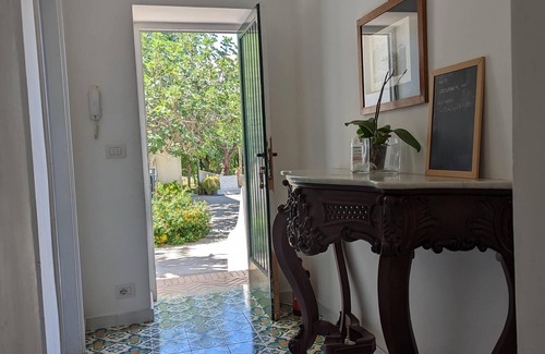 Marina Grande Villa | Villa Rosella- Winery Fenicia Staircase