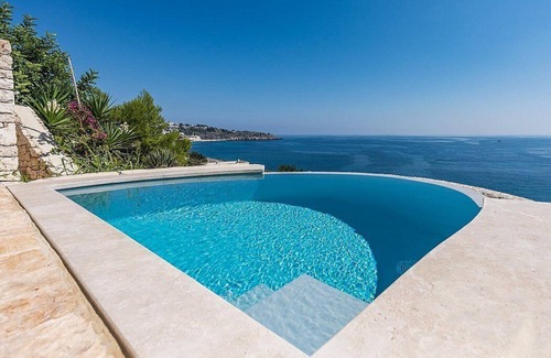 Marina di Marittima House | Villa Rosita: An elegant and modern independent house which faces the sun and the sea, with Free WI-FI.