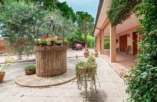 Carassai Villa | Villa Rosso Corbezzolo - Villa Rosso Corbezzolo