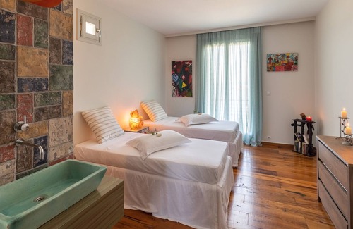Azolimnos Villa | Villa Salty Luxury Suites