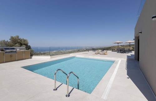 Rethymno Villa | Villa Santa Irini 1 - With Heated Pool