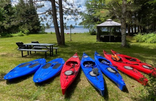 Nominingue Ski Chalet | Villa Saskia - On the Lake - Space - Nature