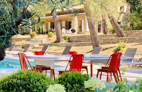 Menerbes Villa | Villa Schwimmbad im Herzen der Provence, Inmitten Eines Halb Hektar Großen Parks
