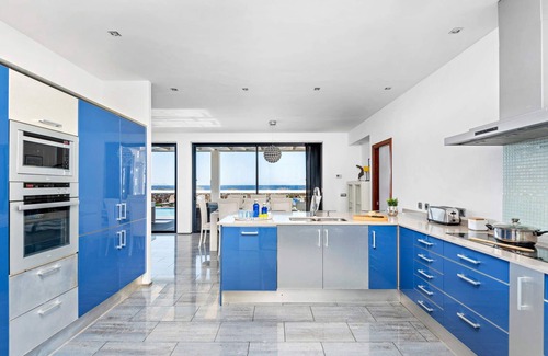 Son Blanc Villa | Villa Sea View by Villa Plus