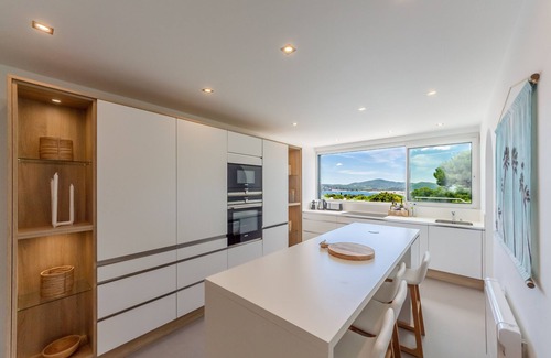 Les Restanques Villa | Villa sea view - pool - 3 bedrooms - 6pers- air-conditioned - quiet - not overlooked