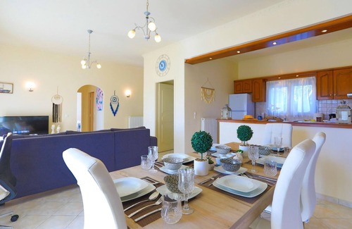Perama Apartment | Villa Seasunrise in Perama