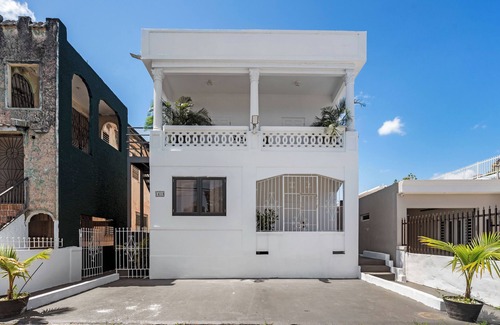 Hipodromo Apartment | Villa Serena - Estudio Luminoso y Equilibrado con Cama Queen + Cocina
