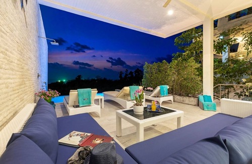 Moo 5 Villa | Villa Shade of Blue