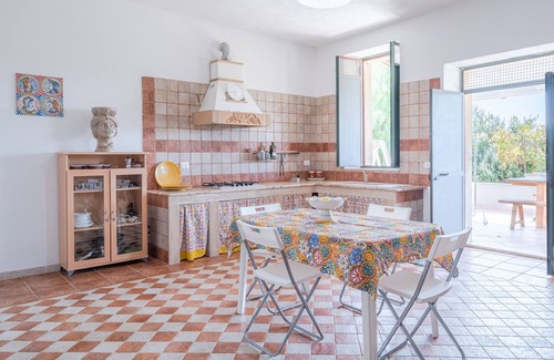 Syracuse Villa | "Villa Sicilian Gourmet" with Private Mini Pool, 2 Private Terraces & Wi-Fi