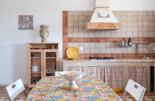 Syracuse Villa | "Villa Sicilian Gourmet" with Private Mini Pool, 2 Private Terraces & Wi-Fi