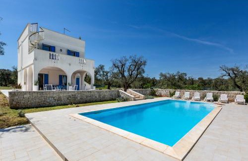 Carovigno Villa | Villa Sierri by Perle di Puglia