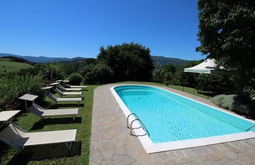 Vicchio Villa | Villa Simone - Private Tuscan villa with pool