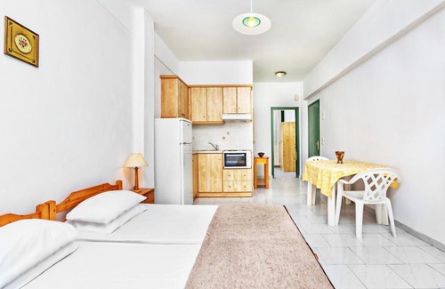 Agia Paraskevi Apartment | VILLA SOLENA