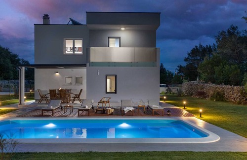 Sibenik Villa | Villa South Gromatic Šibenik