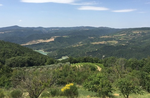 Baschi Villa | Villa Spectacular Lake Views, Private Pool Civitella del Lago, Nr Orvieto & Todi